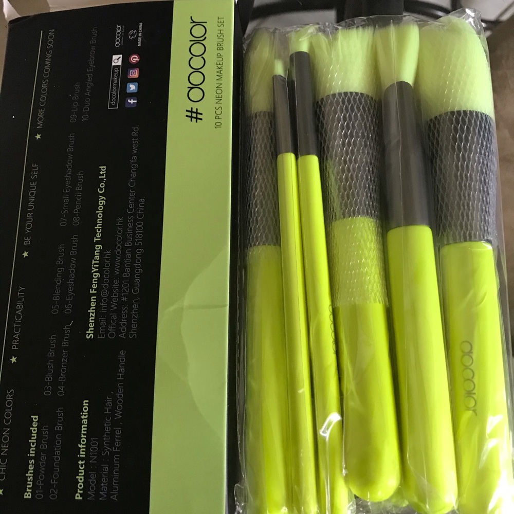 DoColor neon brushes